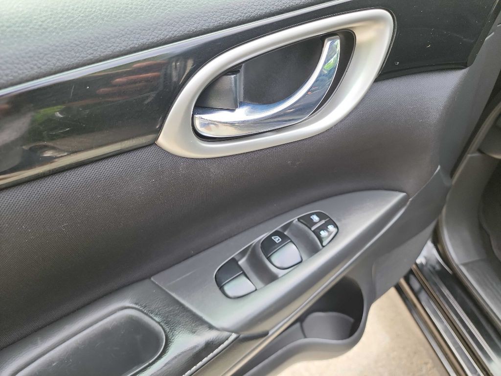 2018 Nissan Sentra Image 13