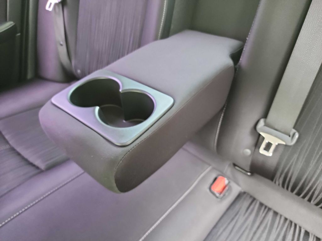 2018 Nissan Sentra Image 28