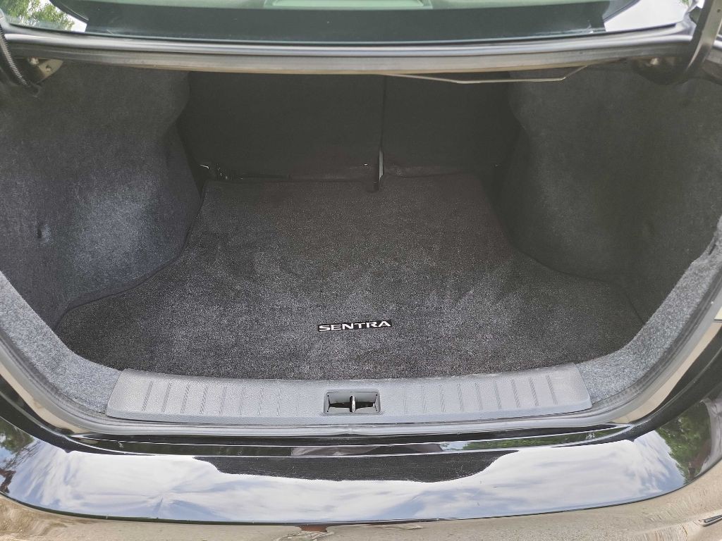 2018 Nissan Sentra Image 29