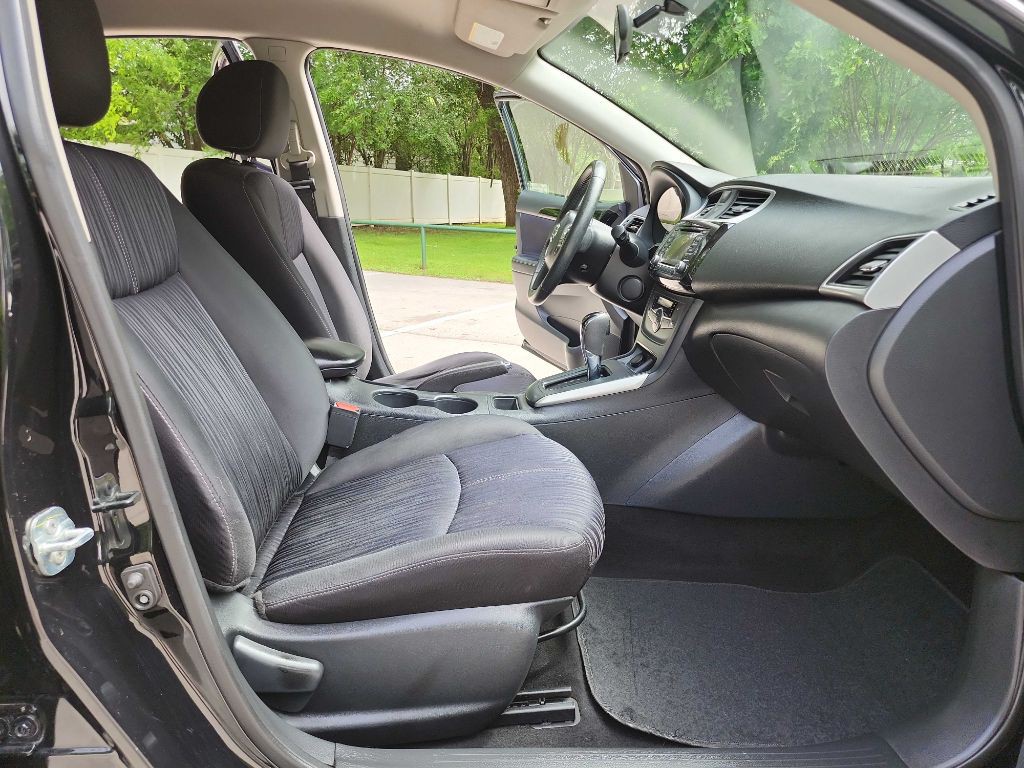 2018 Nissan Sentra Image 34