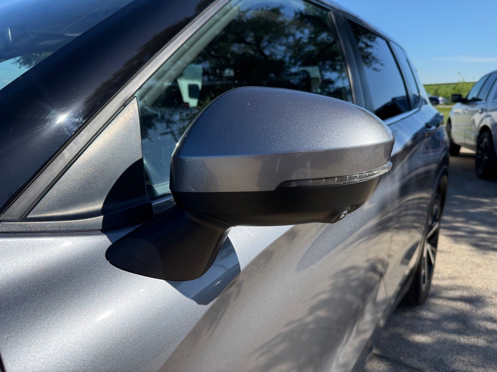 2022 Mitsubishi Outlander Image 9
