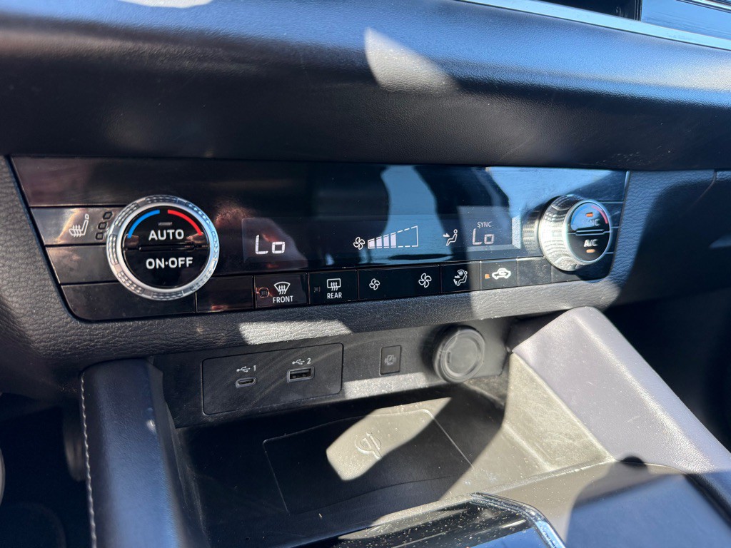 2022 Mitsubishi Outlander Image 31