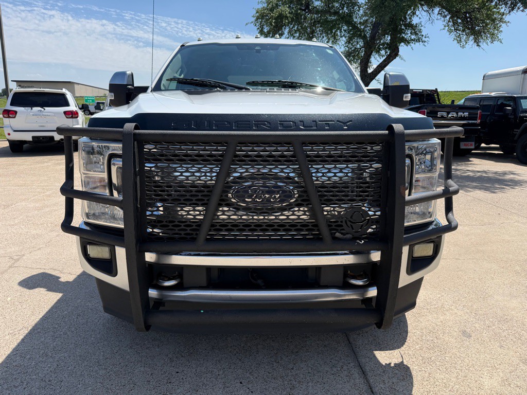 2021 Ford F-250 Image 2