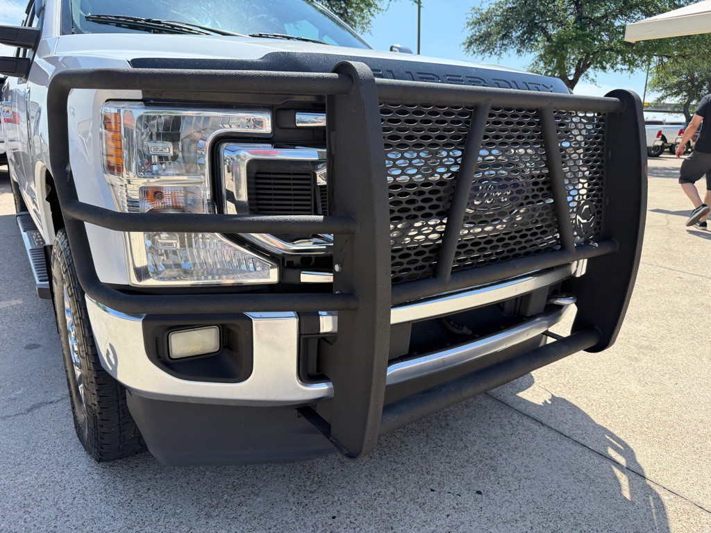 2021 Ford F-250 Image 9