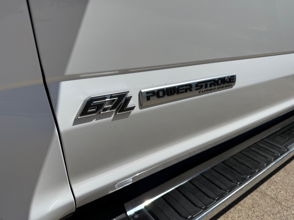 2021 Ford F-250 Image 10