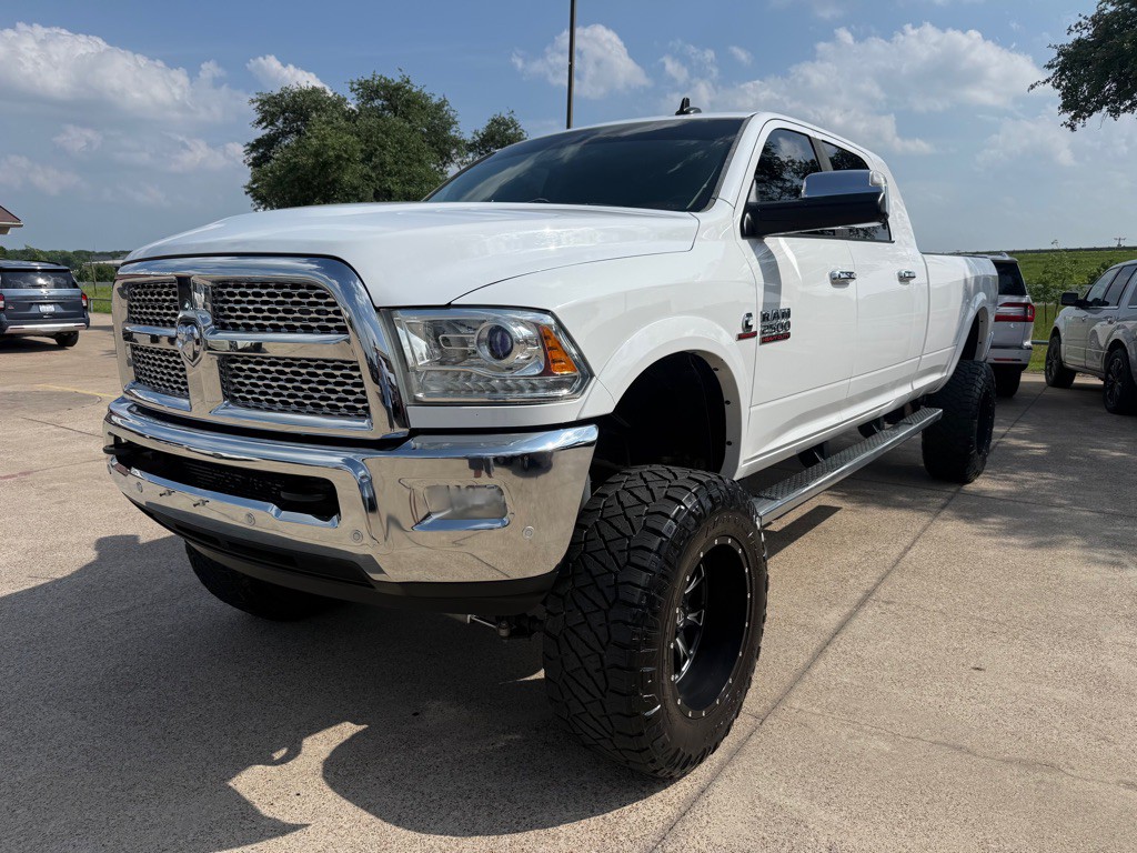 2016 RAM 2500 Image 3