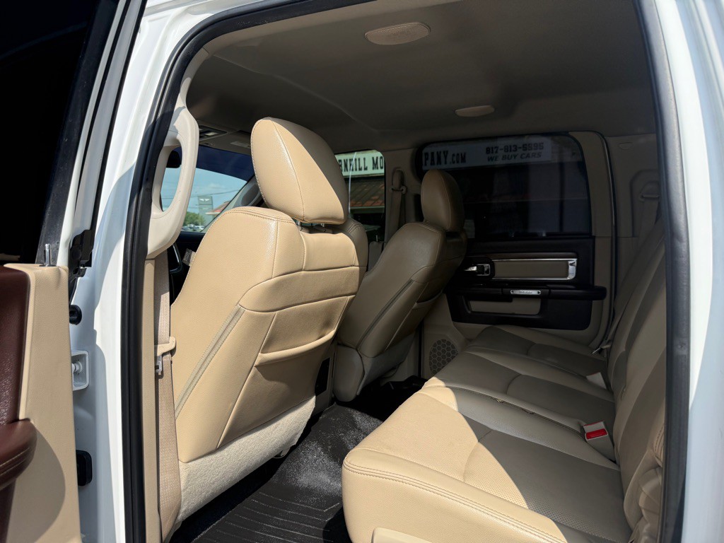 2016 RAM 2500 Image 21
