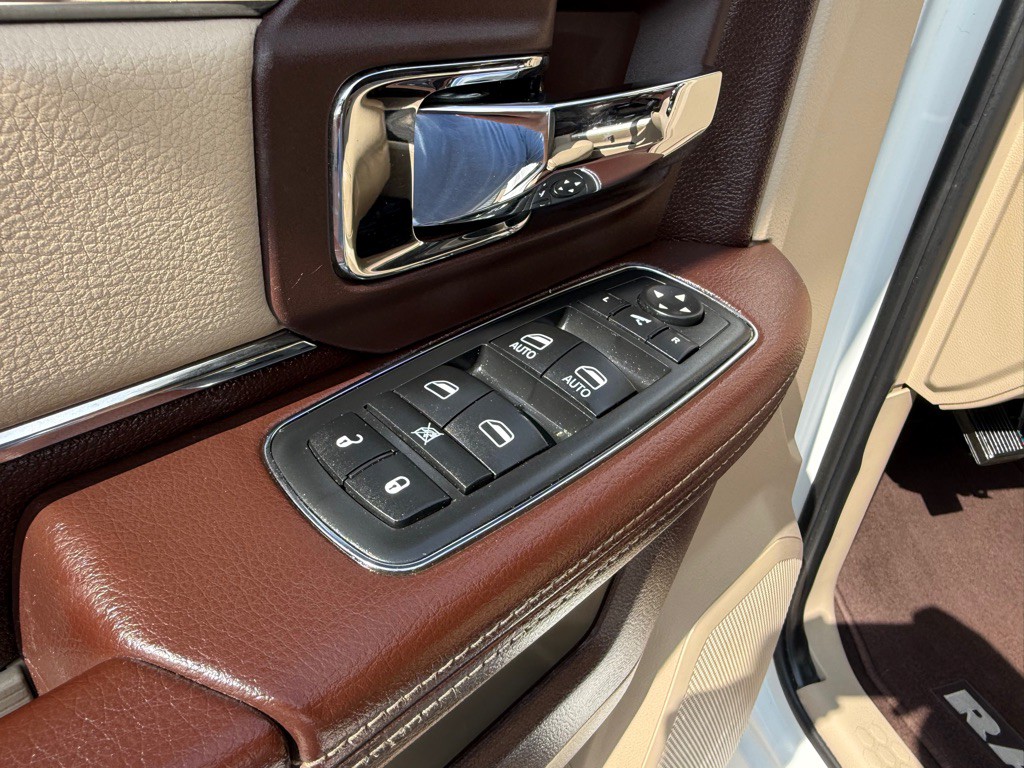 2016 RAM 2500 Image 28