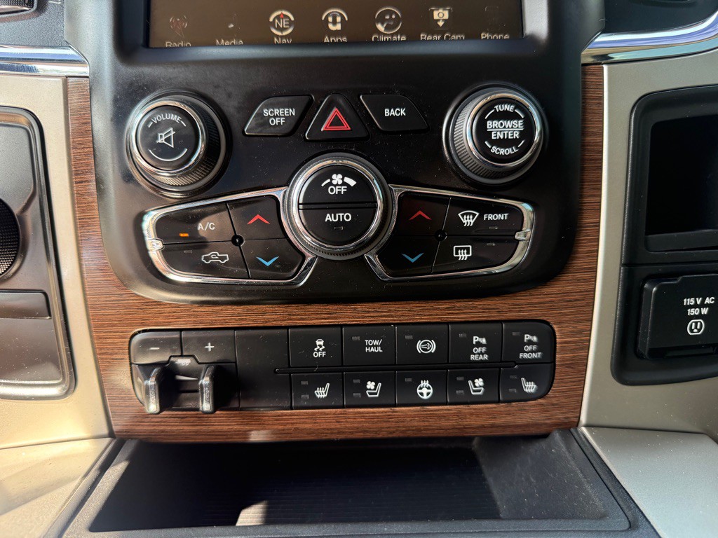 2016 RAM 2500 Image 36