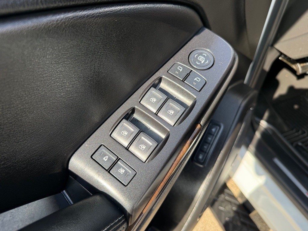 2018 Chevrolet Tahoe Image 23