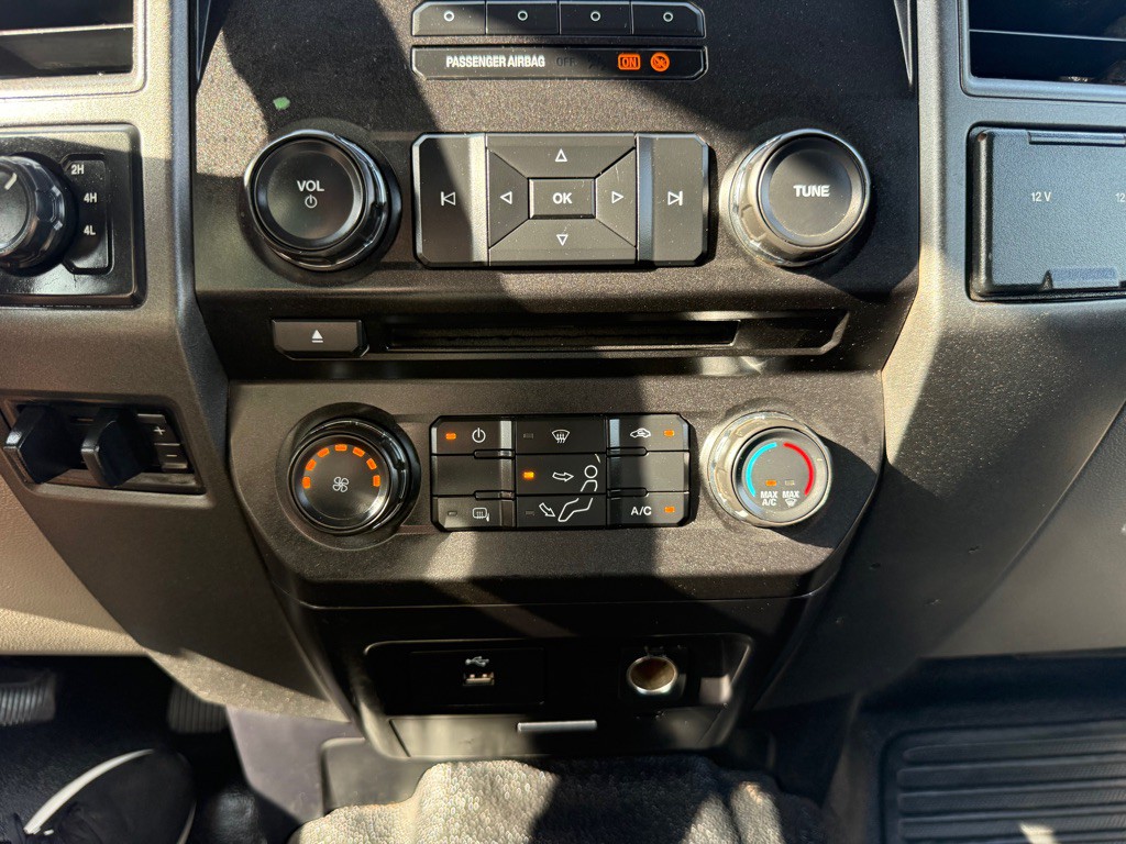 2017 Ford F-350 Image 26