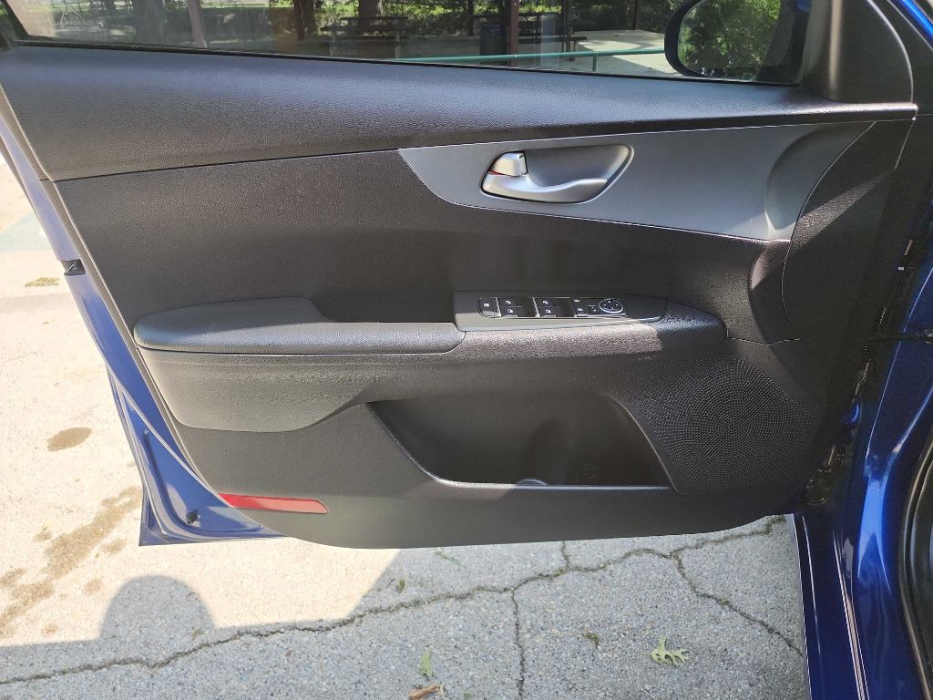 2021 Kia Forte Image 13