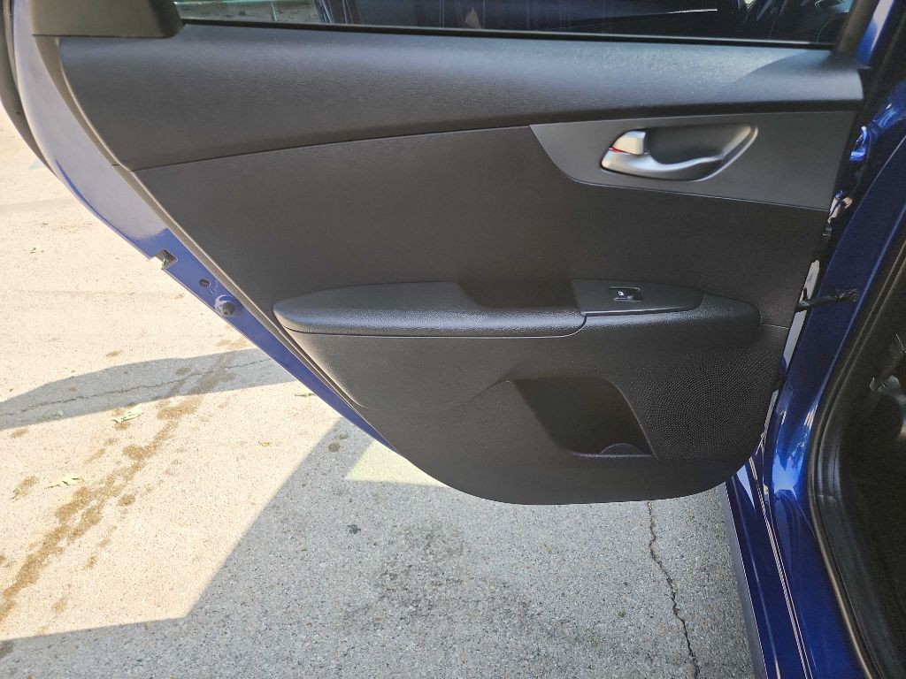 2021 Kia Forte Image 25