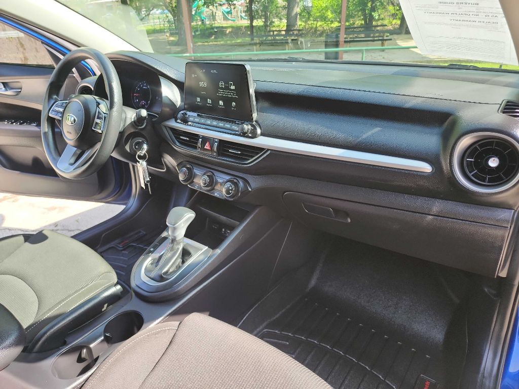 2021 Kia Forte Image 36