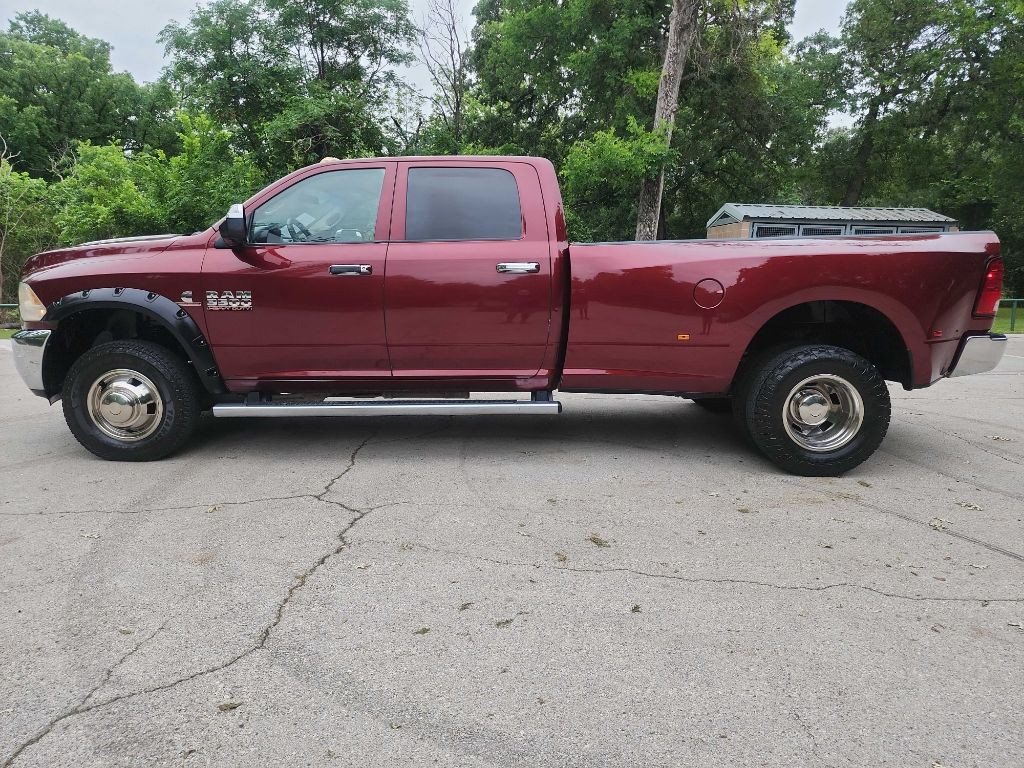 2017 RAM 3500 Image 2