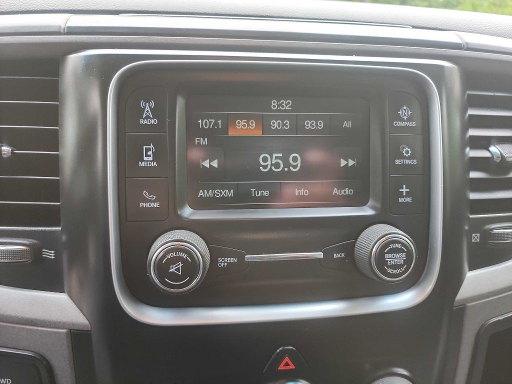 2017 RAM 3500 Image 22