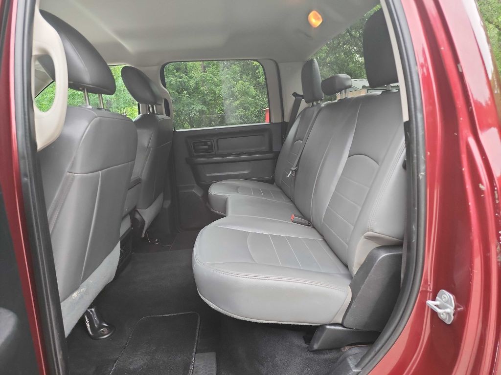 2017 RAM 3500 Image 24