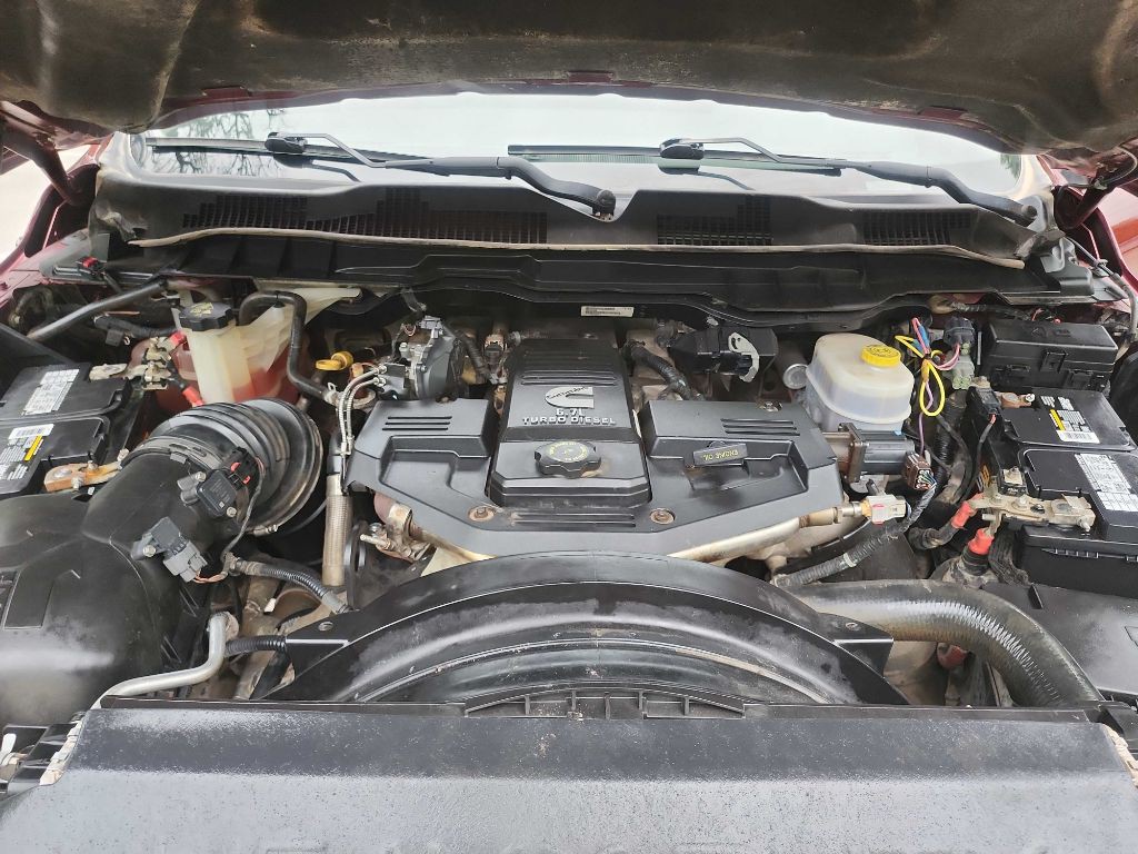 2017 RAM 3500 Image 32