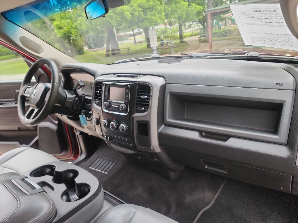 2017 RAM 3500 Image 33