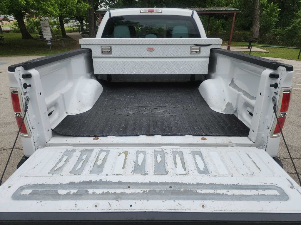 2014 Ford F-150 Image 9