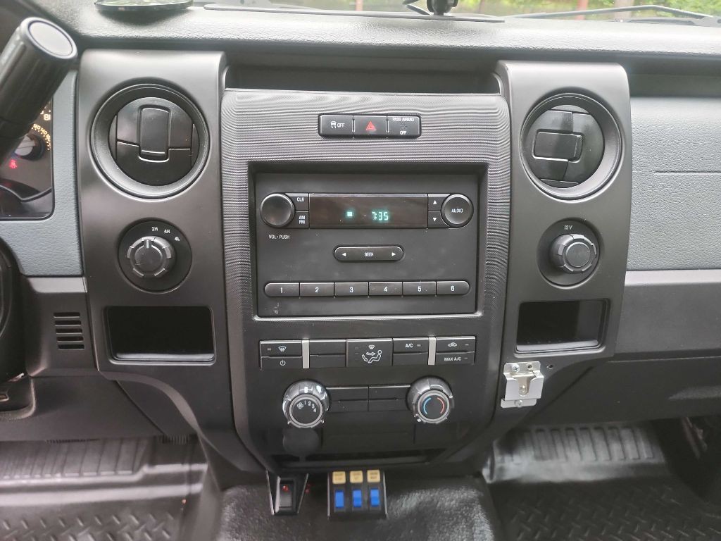 2014 Ford F-150 Image 22