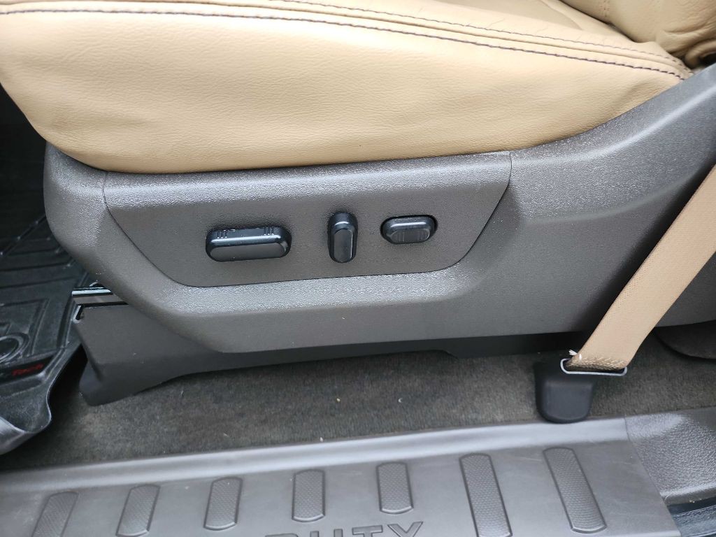2012 Ford F-250 Image 21