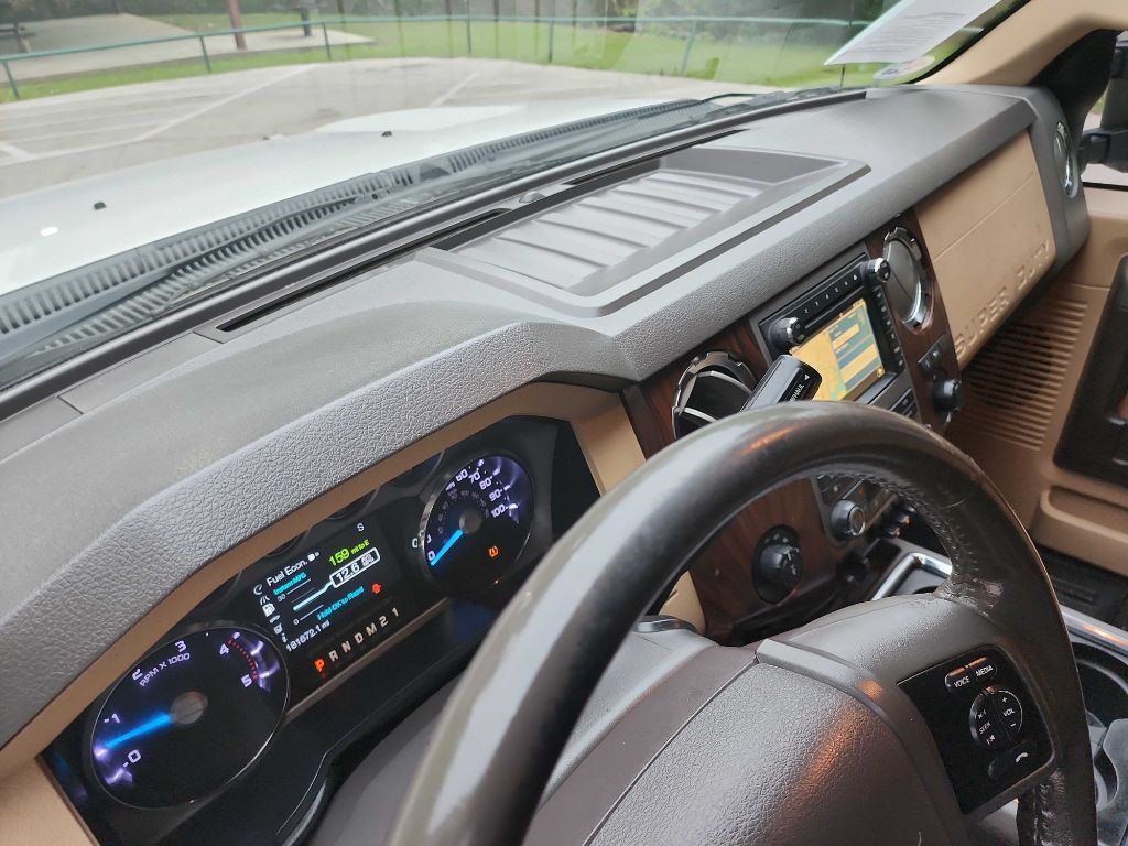 2012 Ford F-250 Image 25