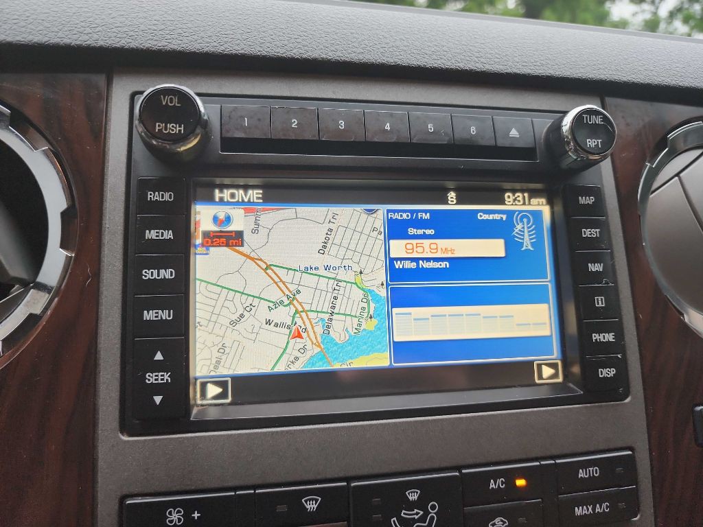 2012 Ford F-250 Image 27