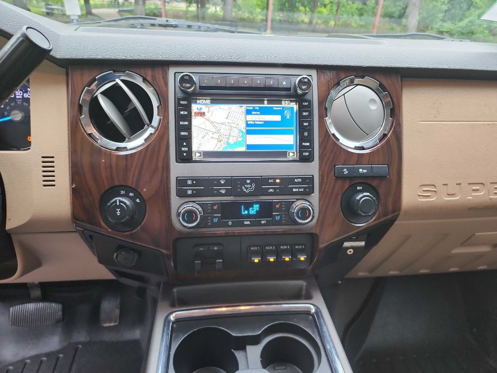 2012 Ford F-250 Image 28