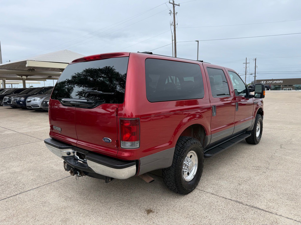2005 Ford Excursion Image 7