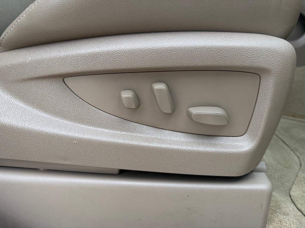 2016 Chevrolet Suburban Image 26
