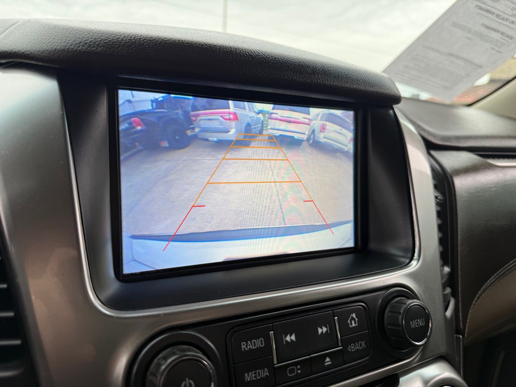 2016 Chevrolet Suburban Image 37