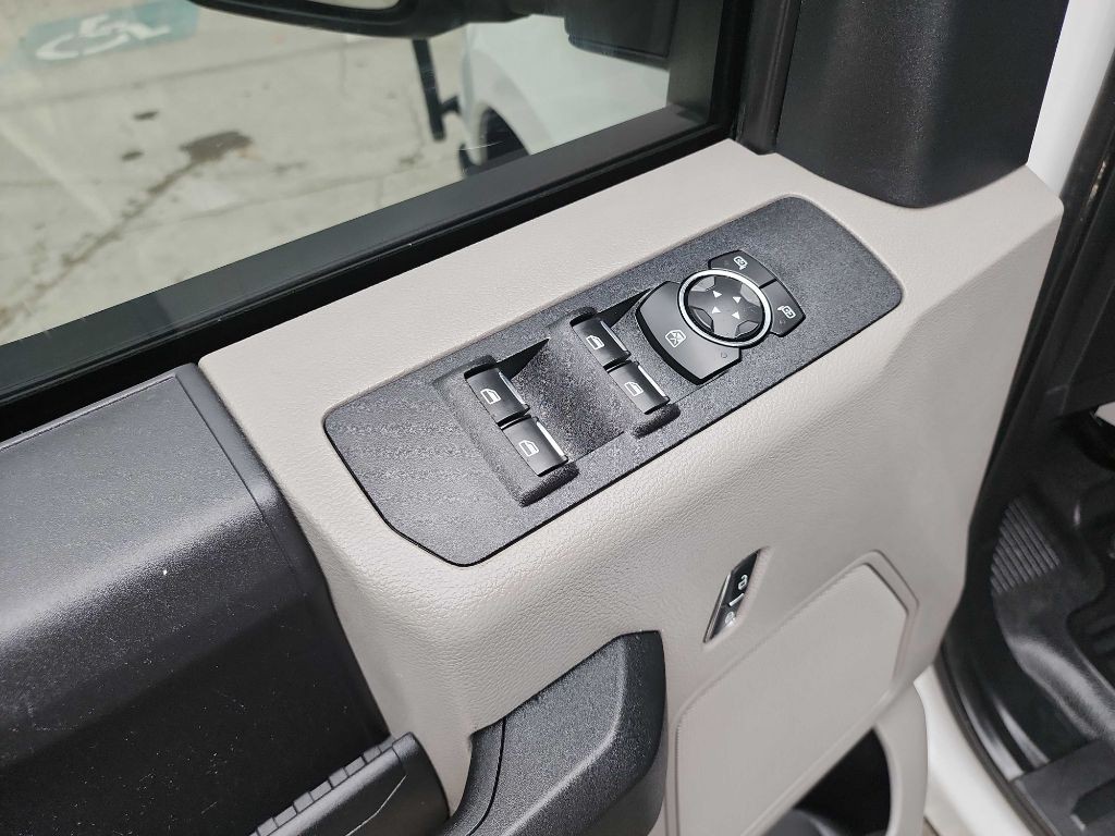 2018 Ford F-250 Image 18