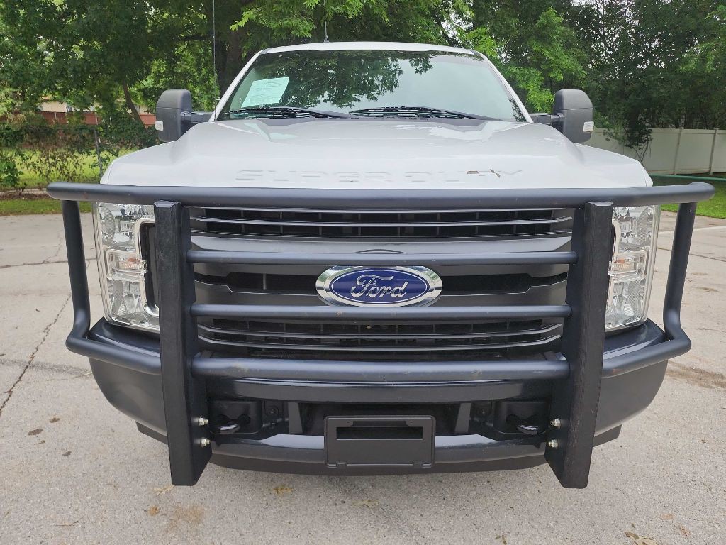 2018 Ford F-250 Image 2