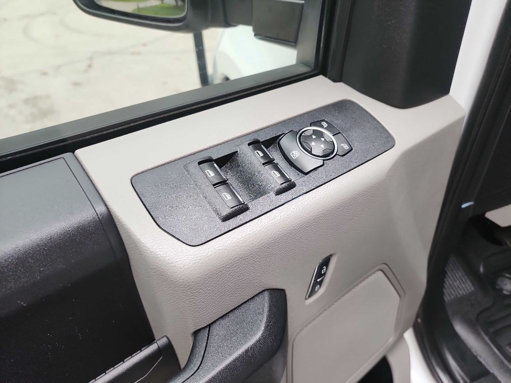 2018 Ford F-250 Image 21