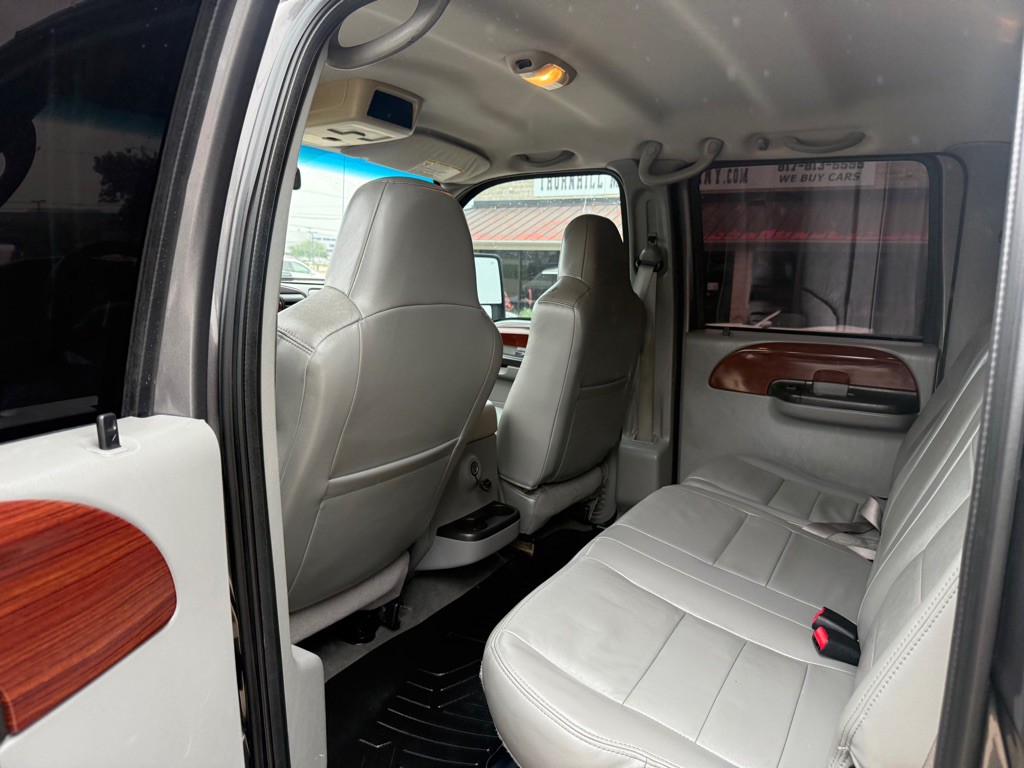 2006 Ford F-250 Image 12