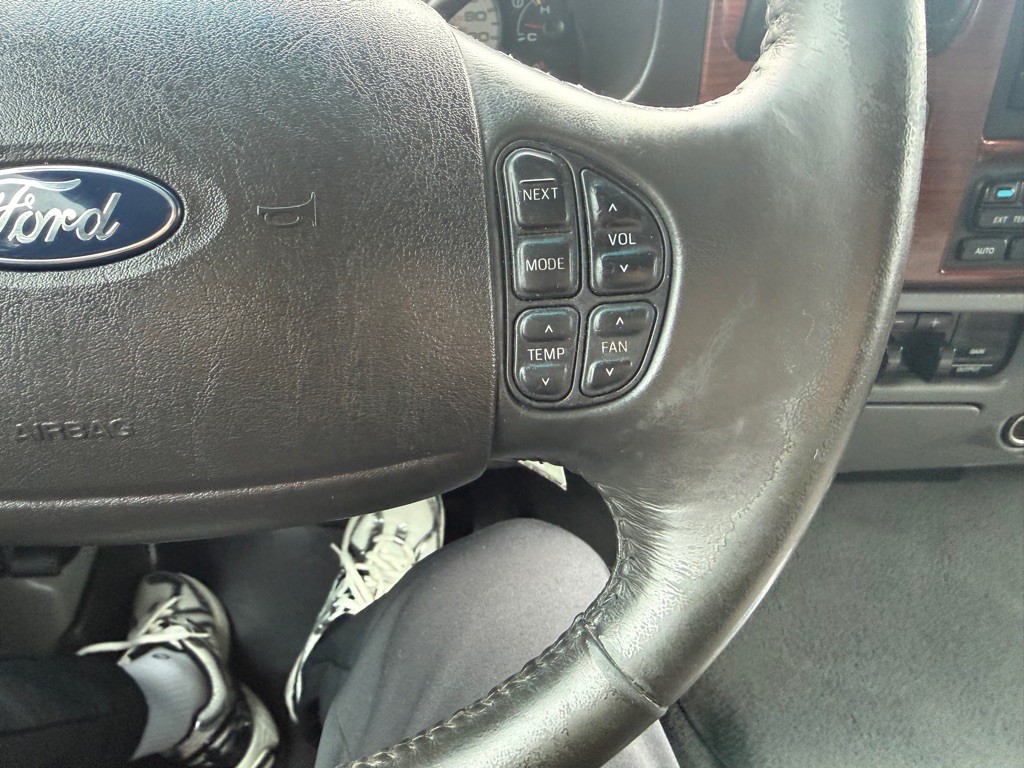 2006 Ford F-250 Image 22