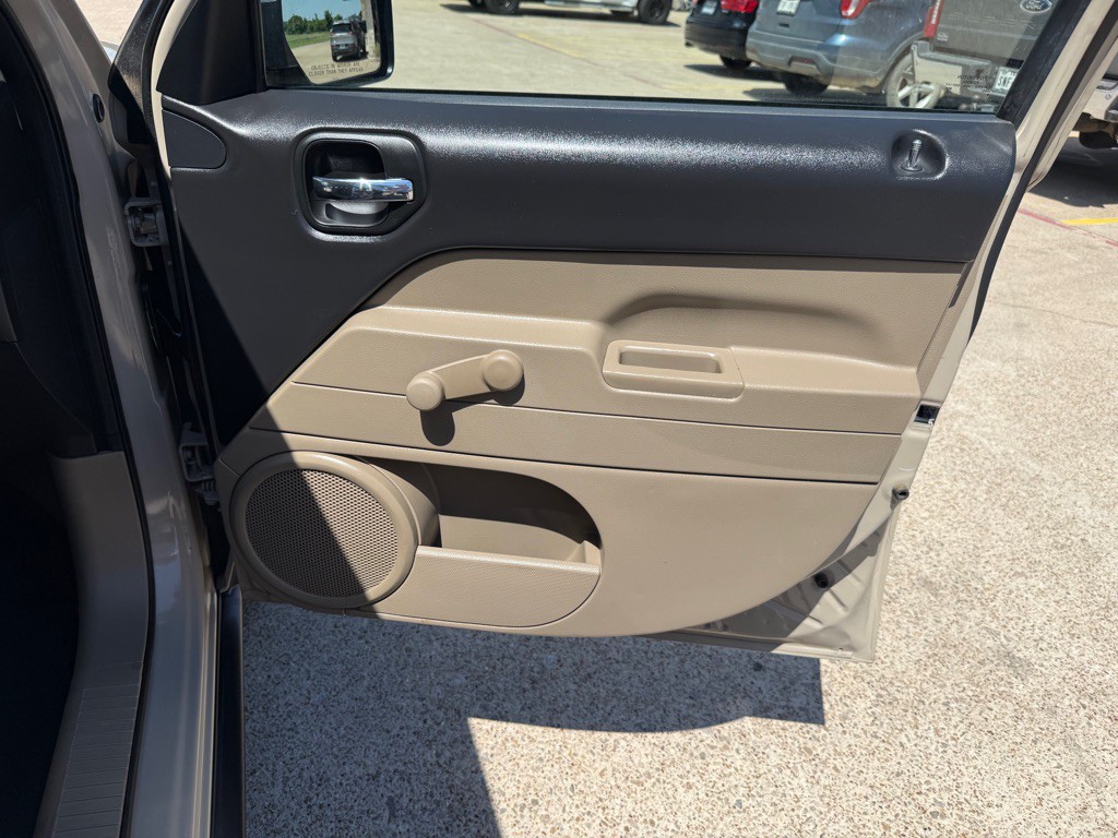 2017 Jeep Patriot Image 23