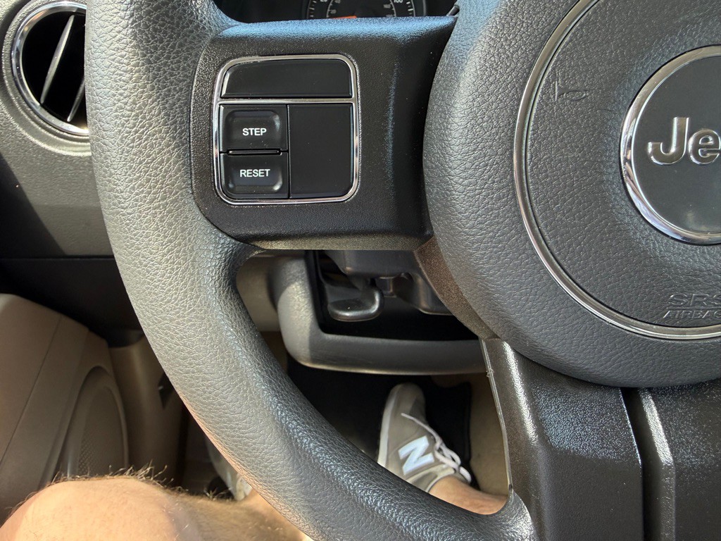 2017 Jeep Patriot Image 25