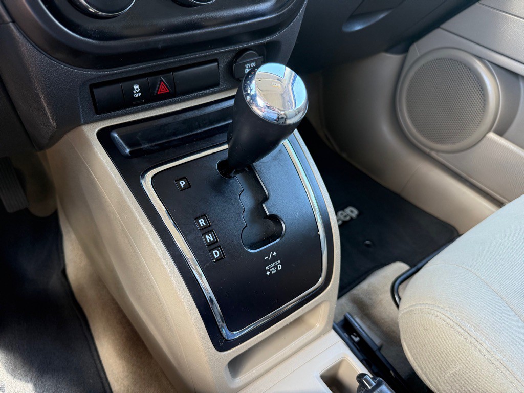 2017 Jeep Patriot Image 27
