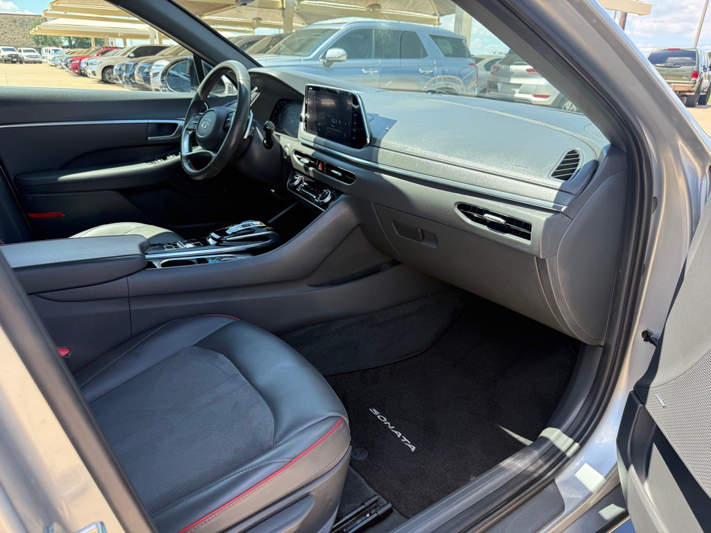 2021 Hyundai Sonata Image 16