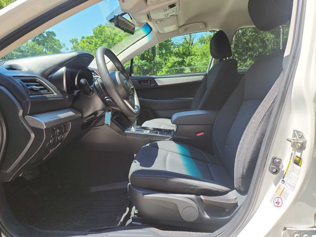 2019 Subaru Outback Image 17