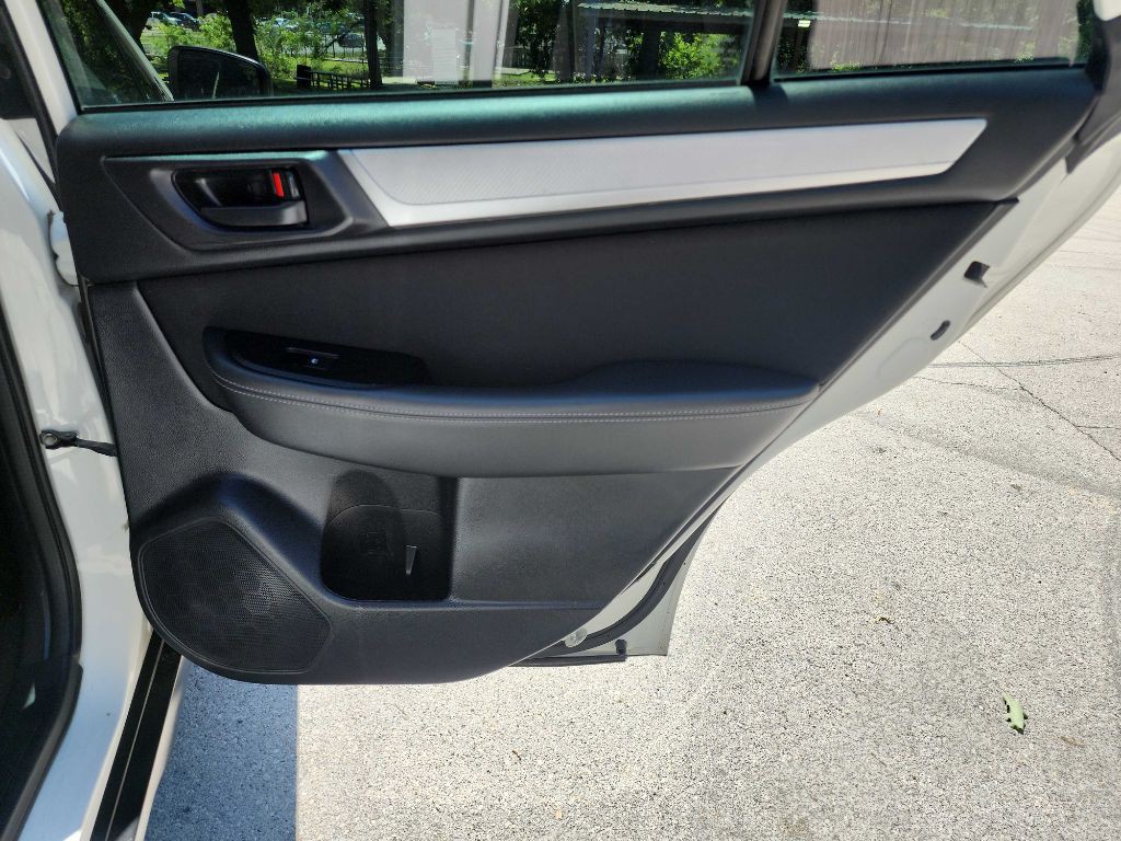 2019 Subaru Outback Image 33