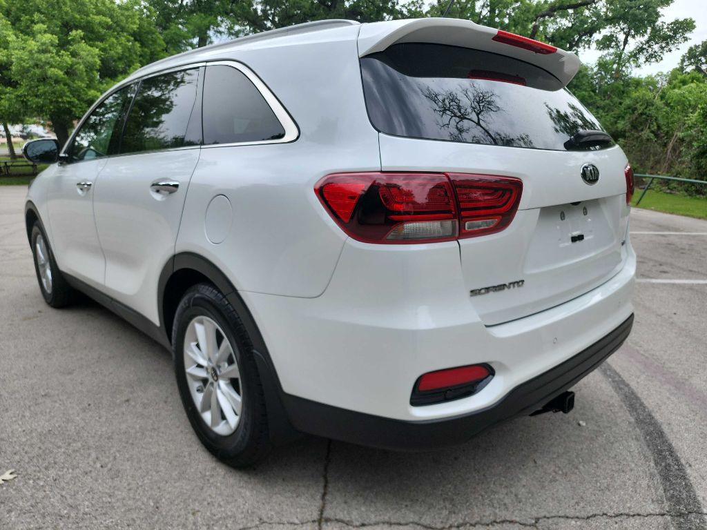 2020 Kia Sorento Image 2