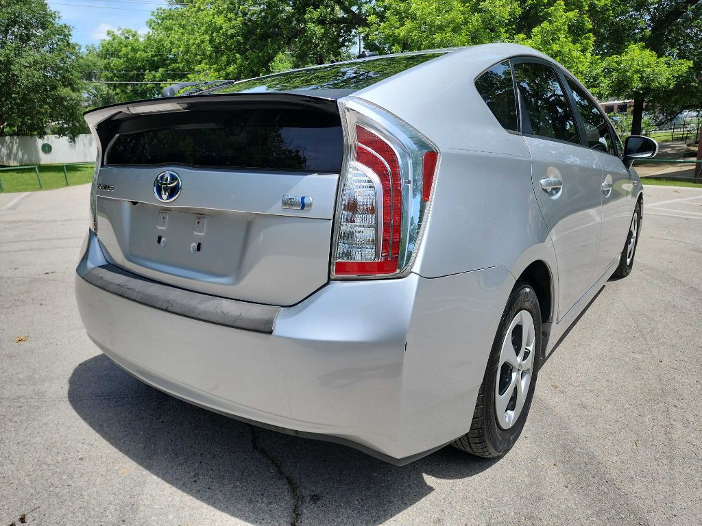 2012 Toyota Prius Image 9