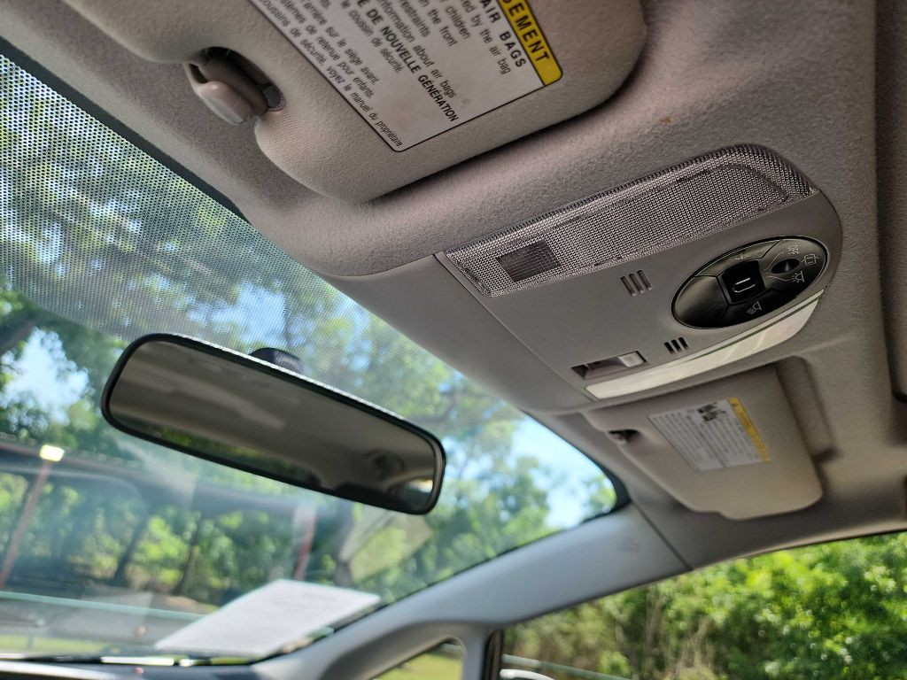2012 Toyota Prius Image 25