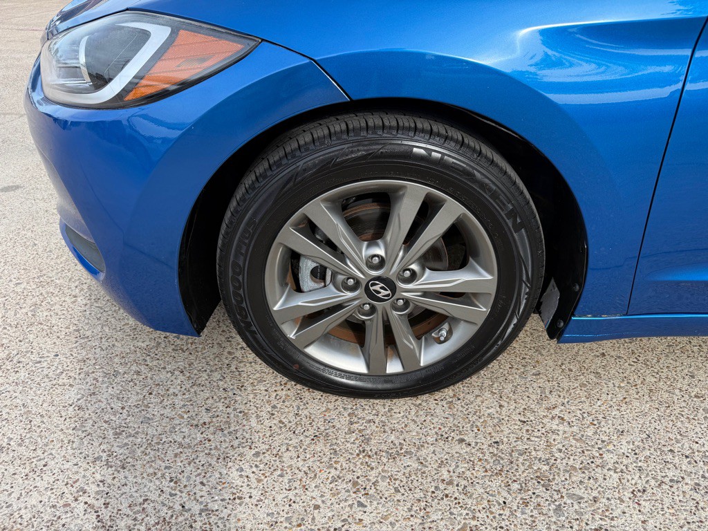 2018 Hyundai Elantra Image 10