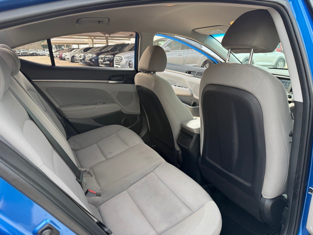 2018 Hyundai Elantra Image 14