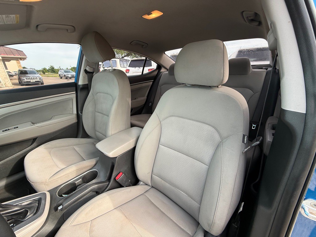 2018 Hyundai Elantra Image 15