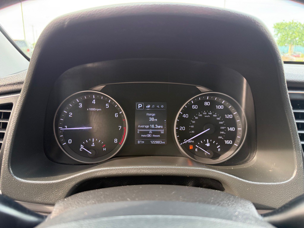 2018 Hyundai Elantra Image 25